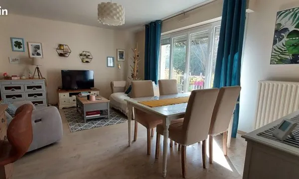 Location T4 76 m2 Hennebont : 865 euros