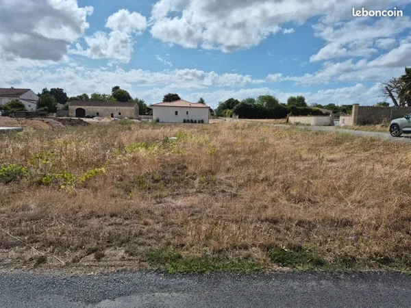Terrain constructible bourg charente