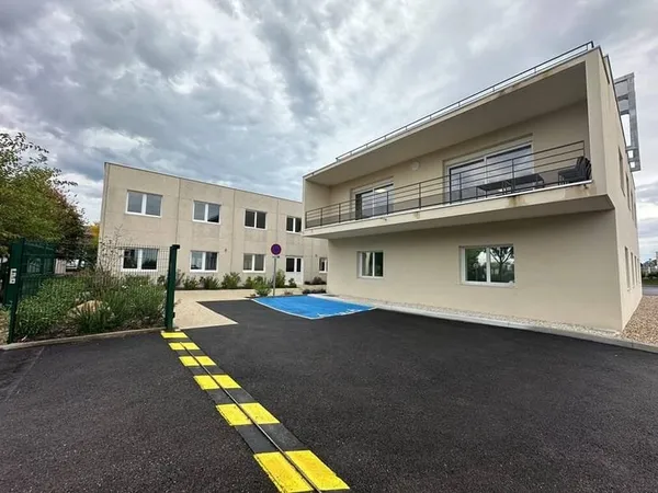 Bureaux 349 m²