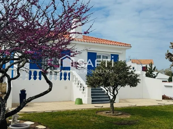 Grande maison familiale au fort potentiel