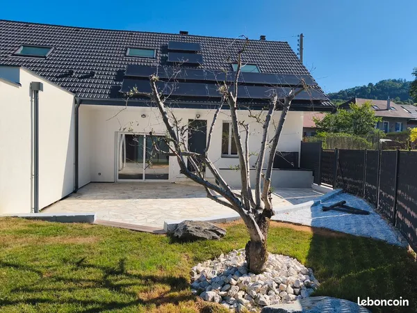 À VENDRE Duplex T5 de charme à Mouxy (148 m2 habitables)