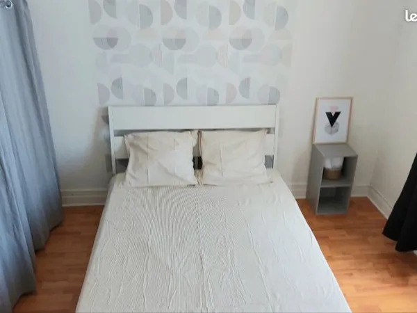Chambre spacieuse centre ville