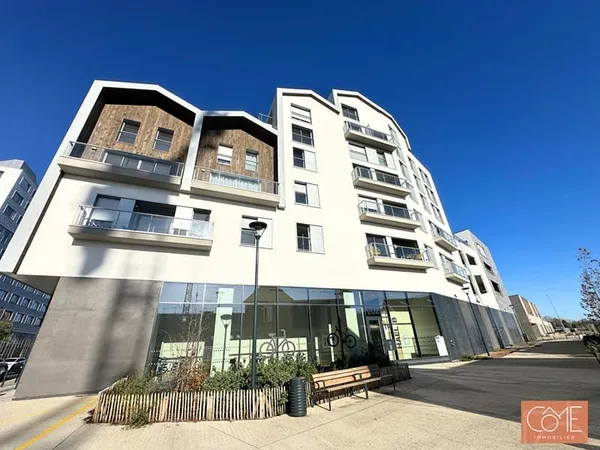 APPARTEMENT DUPLEX TYPE 3 67m² DUPLEX DERNIER ÉTAGE - SUD-OUEST - TERRASSE - PARKING ET CAVE
