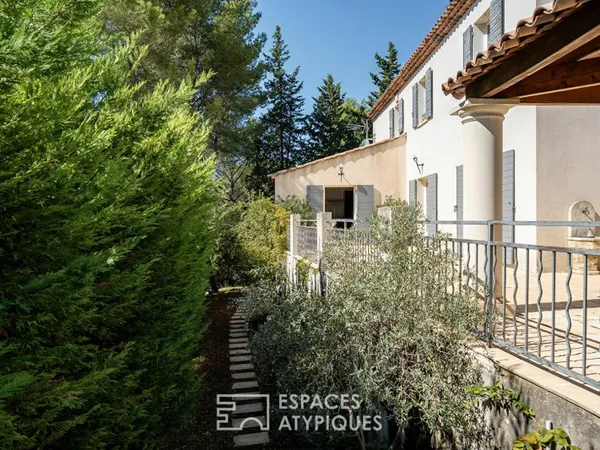 Maison Familiale dans un écrin de verdure aux Portes du Centre ville d'Aix