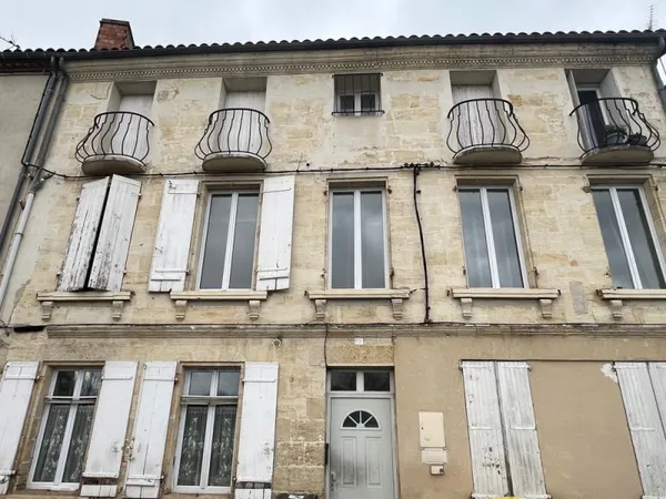 A VENDRE IMMEUBLE DE RAPPORT CENTRE-VILLE MARMANDE (47)