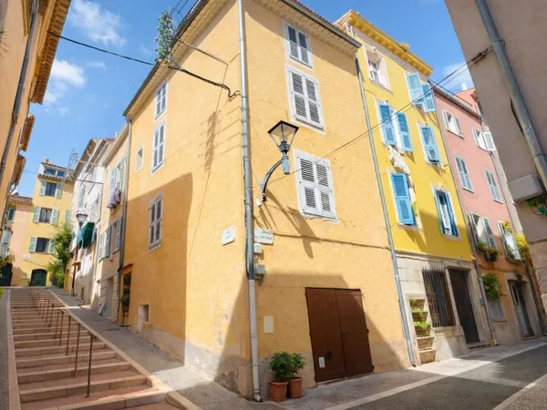 Immeuble de rapport 5 pièces 110 m²