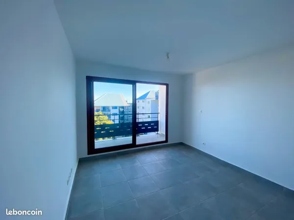 📍 LE TAMPON - Résidence Les Terrasses d'Annissy - T1 20 m²