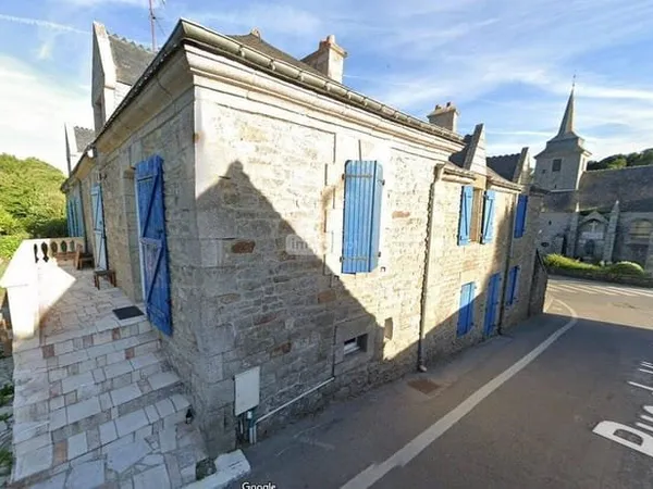 Maison 10 pièces 181 m²