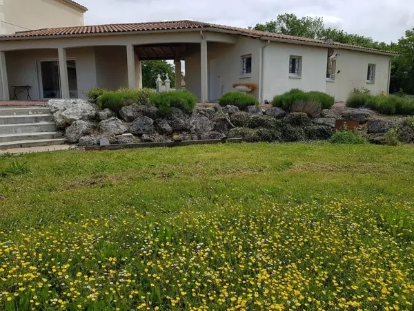 Maison 6 pièces 420 m²