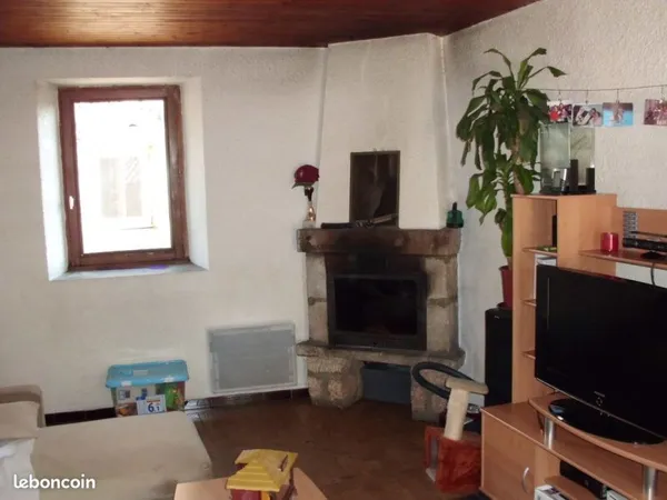 JOLIE MAISON A 30 min DE ST ETIENNE SUD