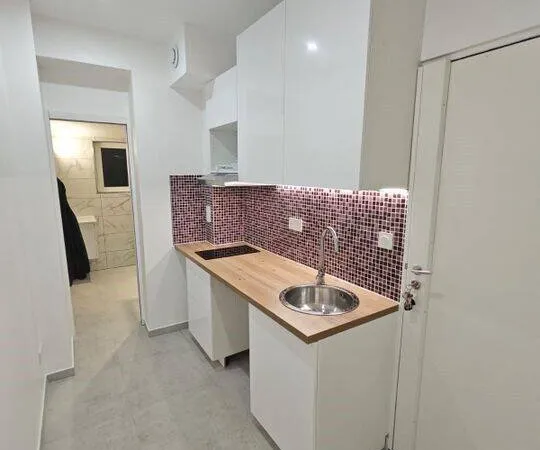 Studio 1 pièce 21 m²