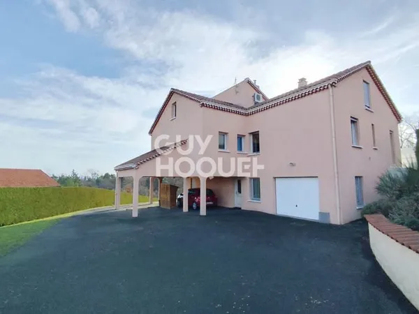 Maison de Prestige à Vendre à Montbrison - Référence 7363