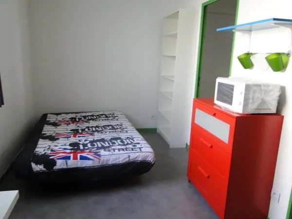 Studio 1 pièce 19 m²