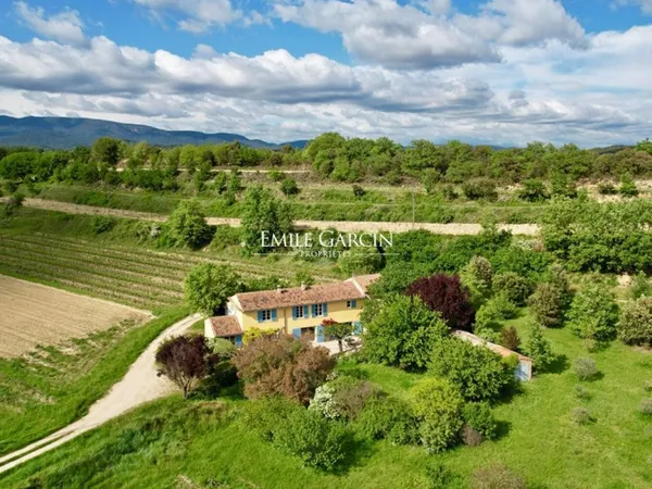 A vendre - Mas ancien rénové - La Tour d'Aigues - Sud Luberon