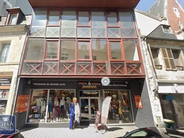 Local commercial 140 m²