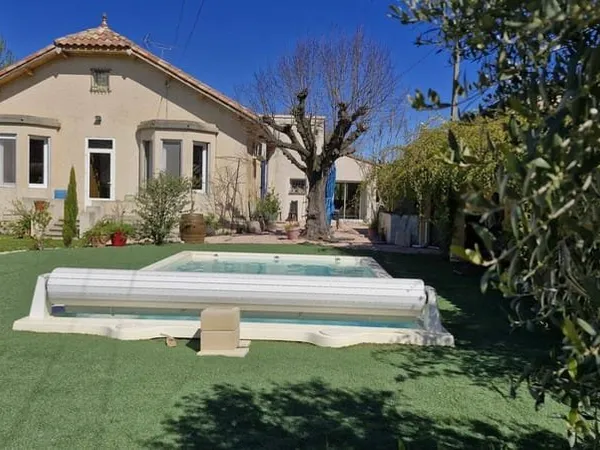 Maison de plain-pied 7 pièces 156 m²