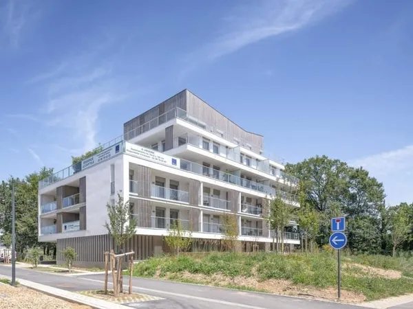 A LOUER - AGENCE GIBOIRE - APPARTEMENT TYPE 6 de 155.64m² - CESSON SEVIGNE