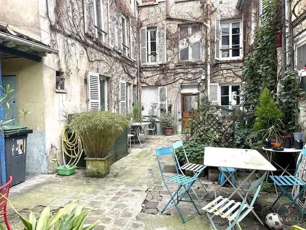 LOFT SUR COUR