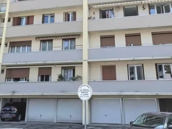 Garage à louer SAINT MARTIN D'HERES