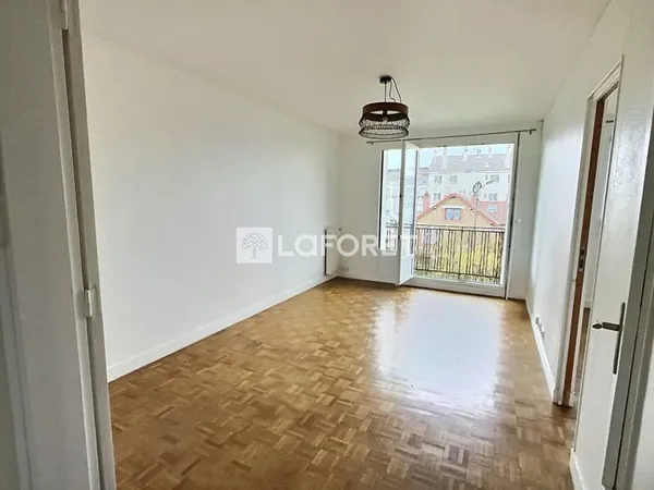Appartement Villejuif 3 pièce(s) 56.06 m2