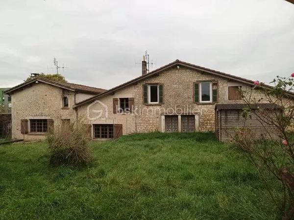 Ferme 14 pièces 379 m²