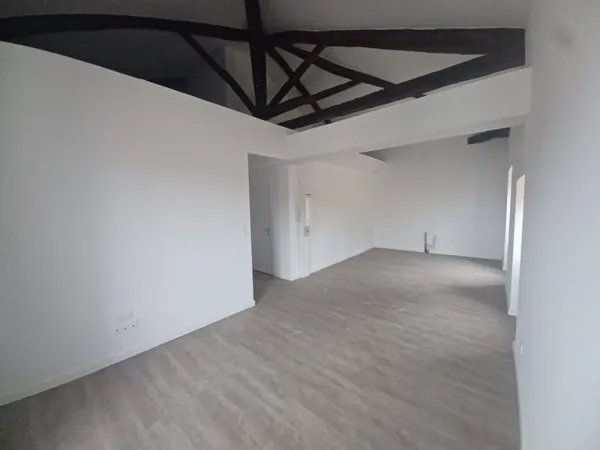 Grand T3 de 131m² + parking