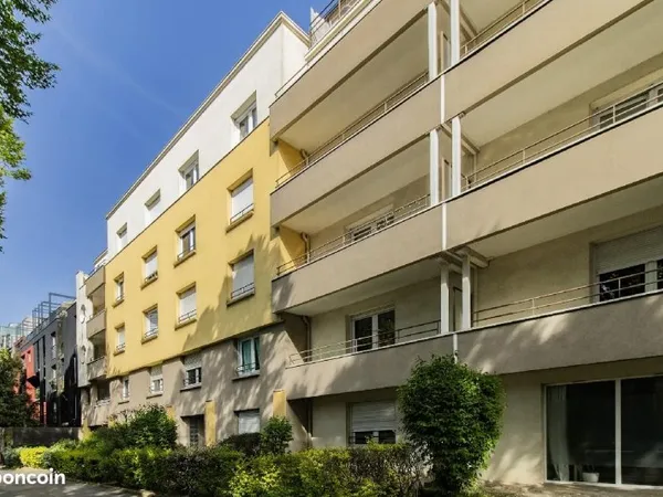 Studio 1 pièce 21 m²