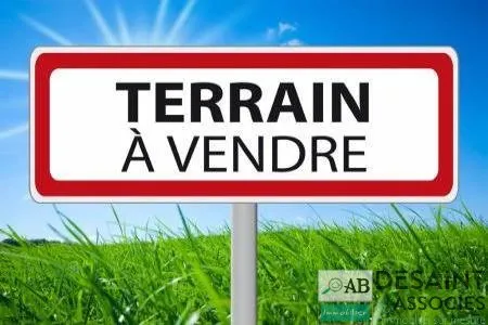 Sur la commune de Tigeaux, terrain de 223 m2 constructible,