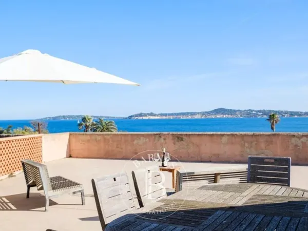 GRIMAUD - VUE MER PANORAMIQUE - ROOF TOP