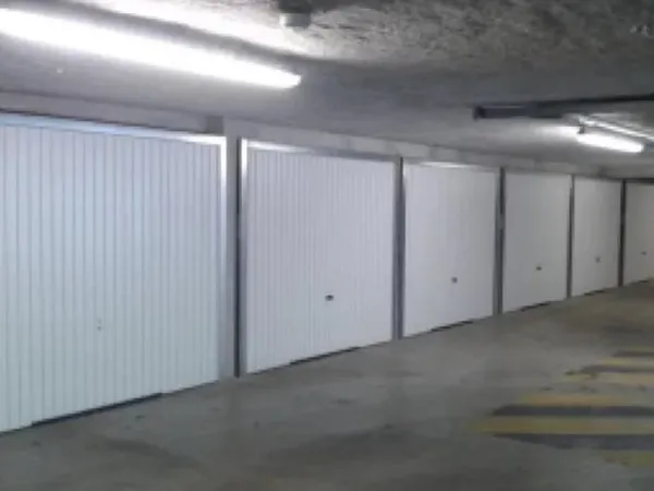 Lot de 3 garages côte-à-côte