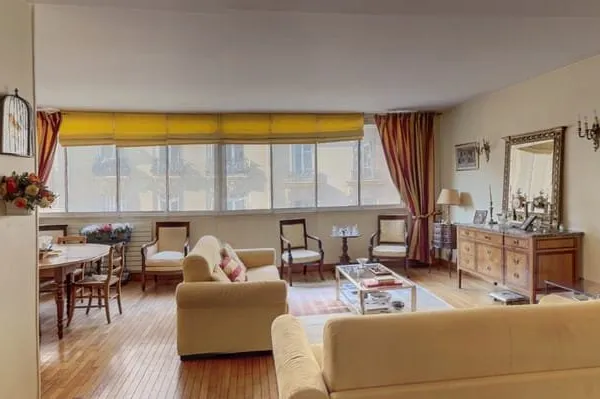 Immobilier de luxe : appartement à vendre à Paris 17