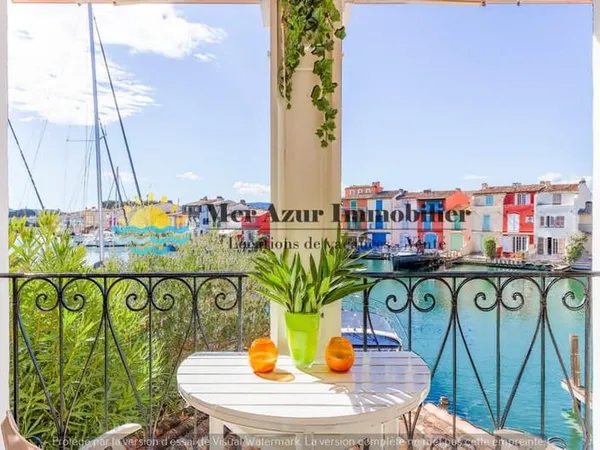 PORT GRIMAUD - Bel appartement studio centre village avec vue dégagée