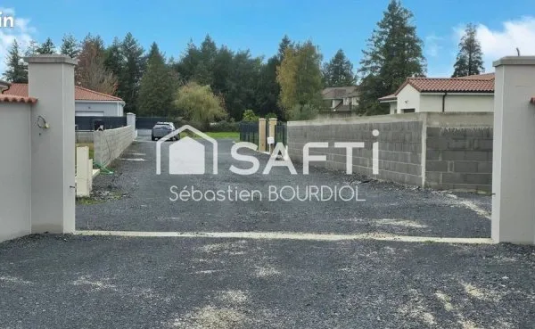 Terrain 1803 m² ORLEAT