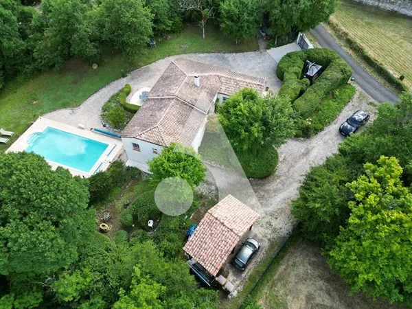 Maison Labastide Marnhac 140m², 6 pièces, 4 chambres, piscine.