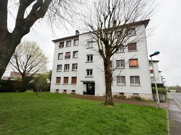 APPARTEMENT 4 PIÈCES