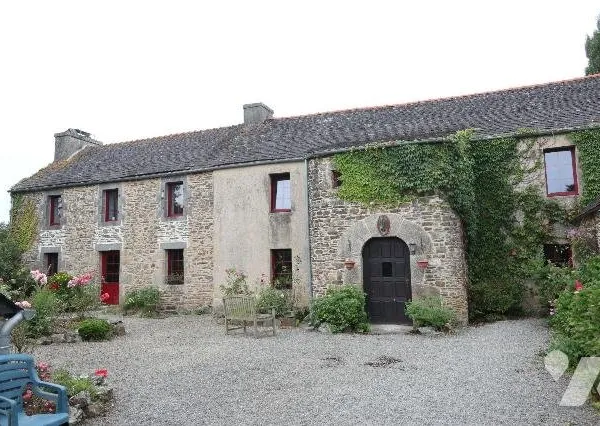Maison 10 pièces 315 m²