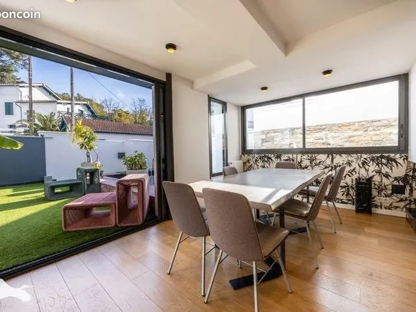 Maison 5 pièces 145 m²