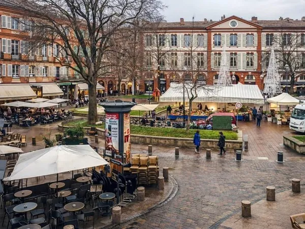 T2 - Place Saint Georges