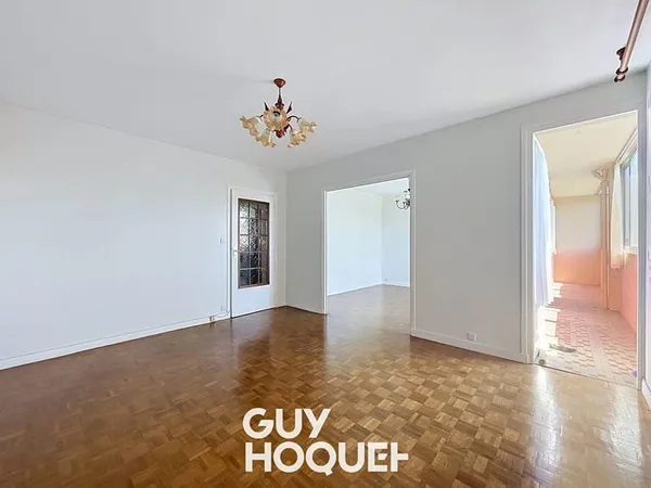 Bel appartement spacieux, 2/3 Chambres, Garage, Cave - 71000 MACON