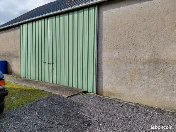 Box garage