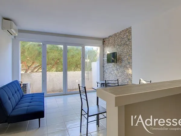 Studio 1 pièce 28 m²