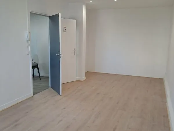 Bureau 24 m2