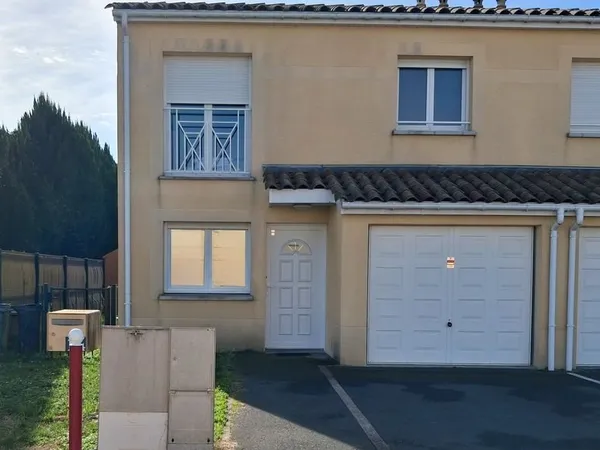 Maison jumelee t4