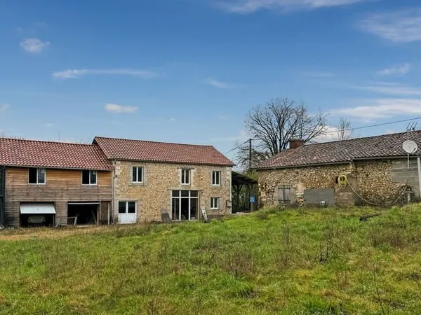Maison 4 pièces 165 m²