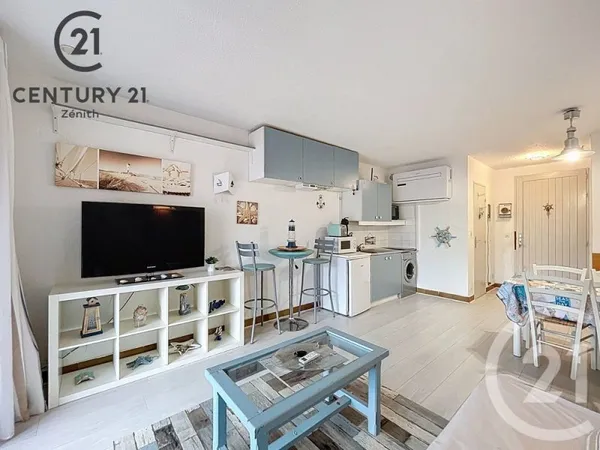 Studio 1 pièce 29 m²