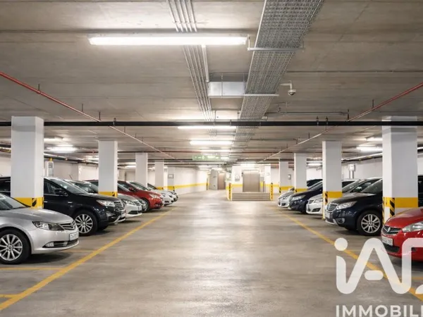 Parking 13 m²