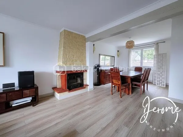 MAISON DE FAMILLE INDÉPENDANTE - 148 M² -