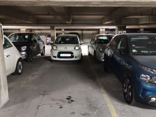 Propose emplacement parking a la location- rue friant paris 14