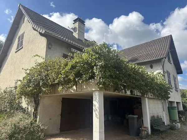 Maison 11 pièces 250 m²
