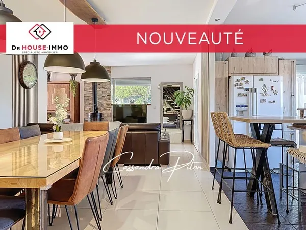 Villa 3F avec piscine, 5 chambres et studio indépendant à Canet